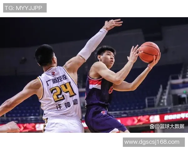 广州篮球队在精英赛中的战术意识与团队配合分析