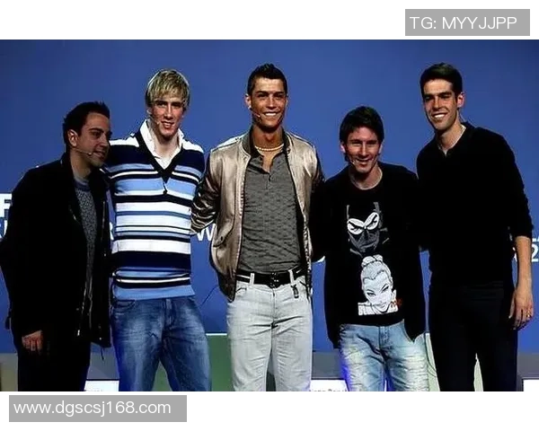 足球明星身高排行榜揭秘谁是球场上的高个子巨星 足球明星身高排行榜揭秘谁是球场上的高个子巨星