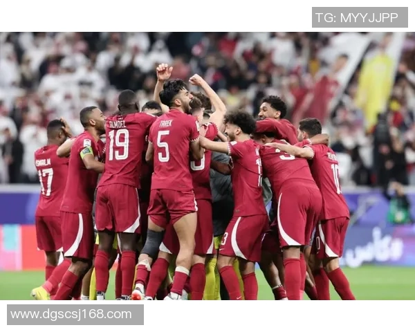 最近哪位足球明星重返赛场引发球迷热议与期待